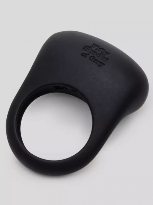 Черное эрекционное виброкольцо Sensation Rechargeable Vibrating Love Ring - Fifty Shades of Grey - в Мурманске купить с доставкой