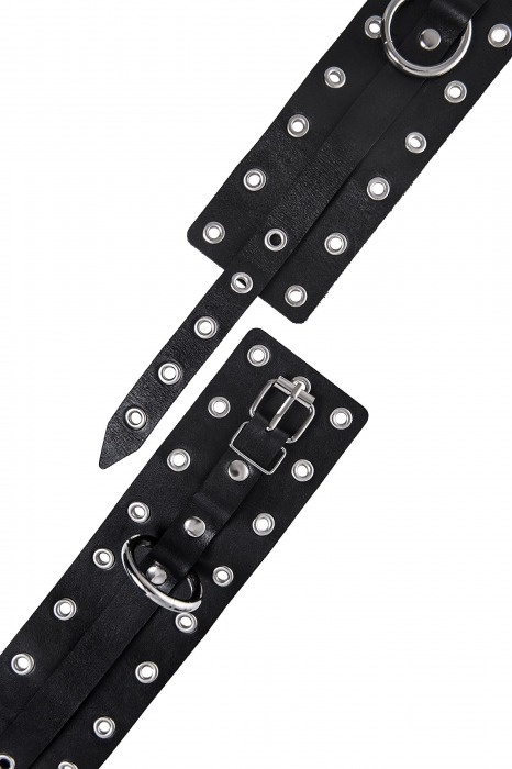 Черные кожаные однослойные оковы с люверсами - Pecado - купить с доставкой в Мурманске